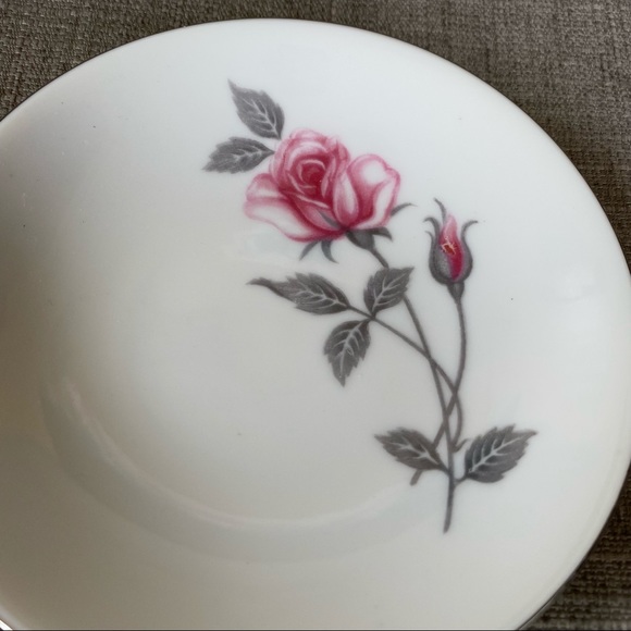 Vintage Pink Rose Zephyr - Deville Sauce Bowl - Picture 3 of 6
